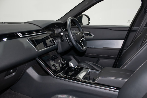 2023 Land Rover Range Rover Velar L560 P250 R-Dynamic SE SUV Image 23