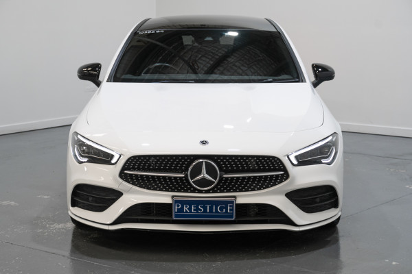 2022 Mercedes-Benz CLA-Class 250 4matic Coupe image 8