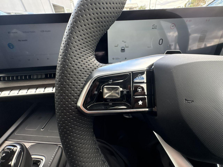 2025 MG QS IS31 Essence SUV Image 27