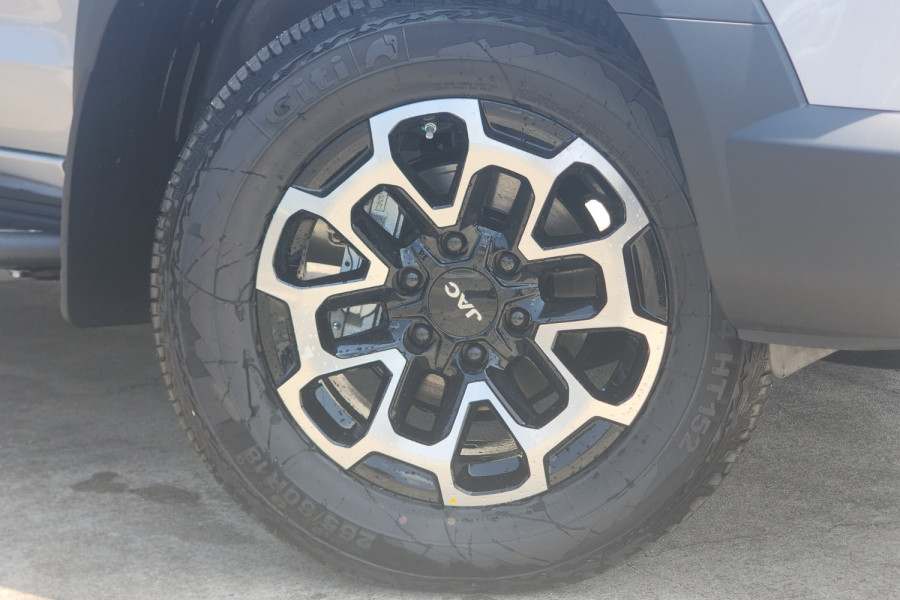 2025 MY24 JAC T9  Haven Ute Image 10
