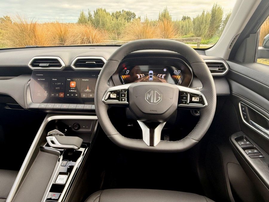 2026 MG ZS ZS32 Essence Hybrid+ SUV Image 17