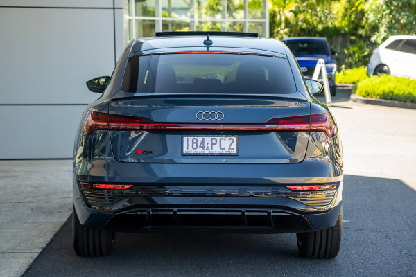 2023 Audi Q8 e-tron GE 55 SUV image 5