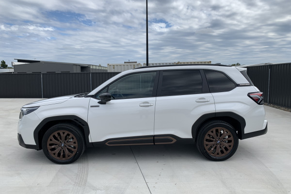 2025 MY26 Subaru Forester S6 Hybrid Sport SUV Image 4