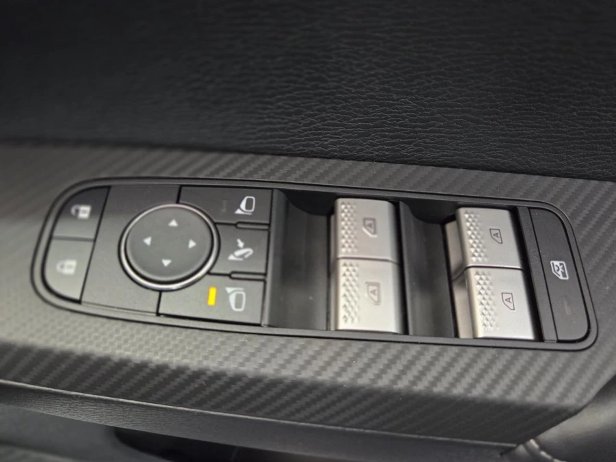 2025 Mitsubishi Outlander ZM LS SUV Image 10