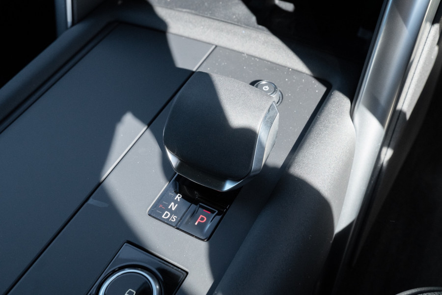2026 Land Rover Discovery Series 5 D350 Dynamic SE SUV