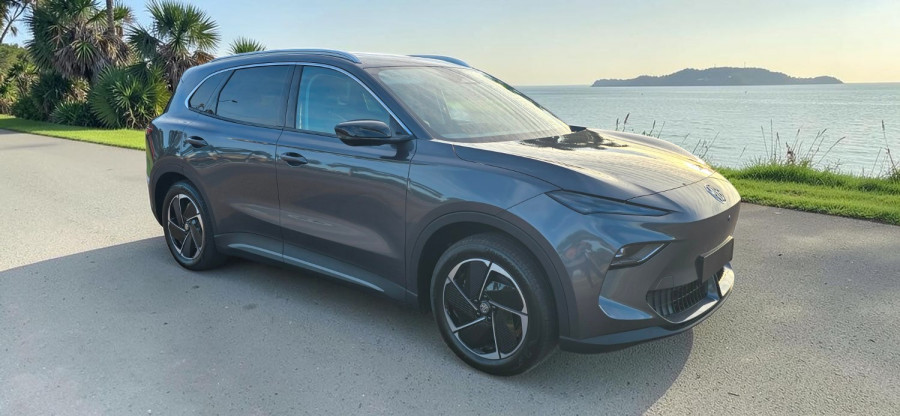 2026 MG MGS5 EV ZS3EM Essence 49 SUV Image 1
