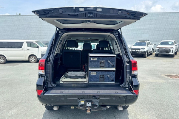 2019 Toyota LandCruiser VDJ200R VX SUV Image 15