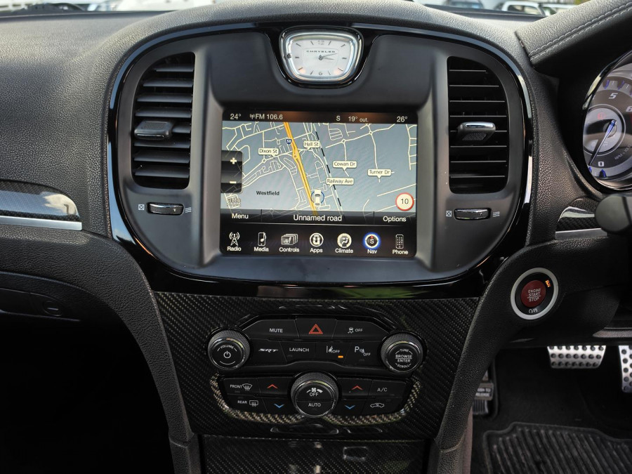 2017 Chrysler 300 LX SRT Sedan Image 20
