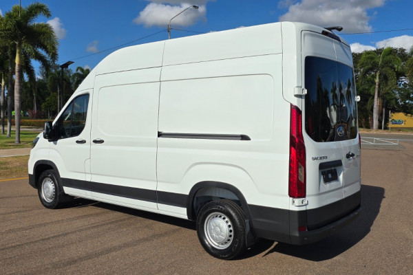2025 LDV Deliver 9  High Roof LWB Van Image 11