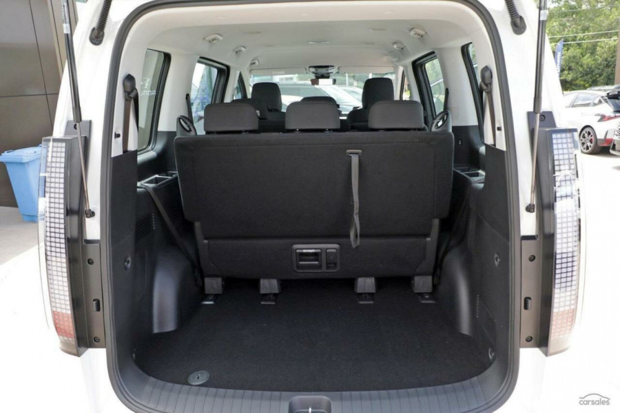 2026 Hyundai Staria US4.V3  People Mover Image 10