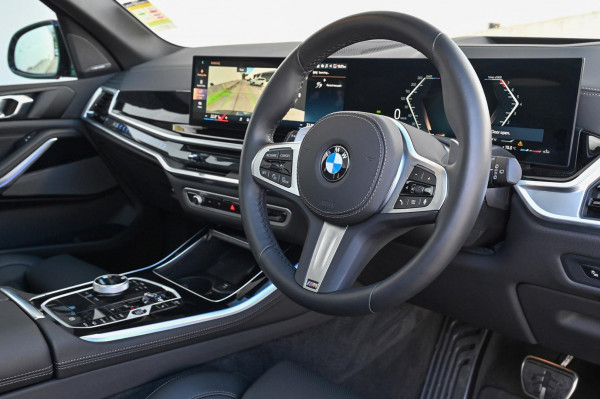 2025 BMW X5 G05 LCI xDrive40i M Sport SUV image 6