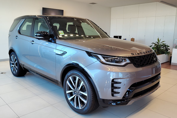 2024 Land Rover Discovery Series 5 Dynamic SE SUV