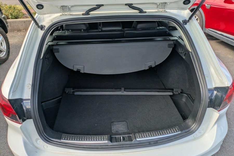 2018 Mazda 6 GL Series Touring Wagon Image 7