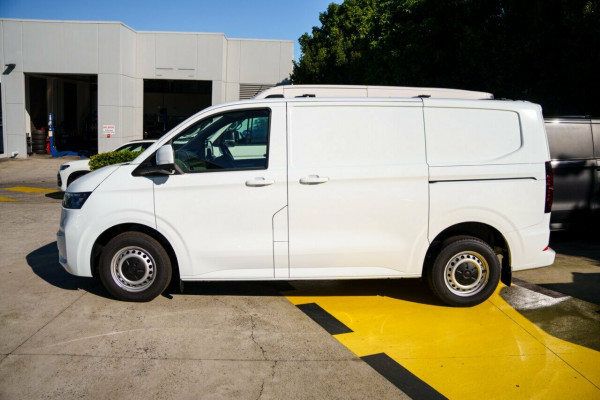 2025 Volkswagen Transporter NSN SWB Van Van Image 3