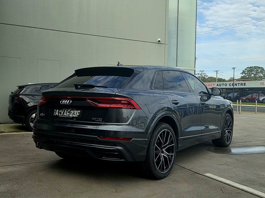 2022 Audi Q8 F1 50 TDI S Line SUV Image 3