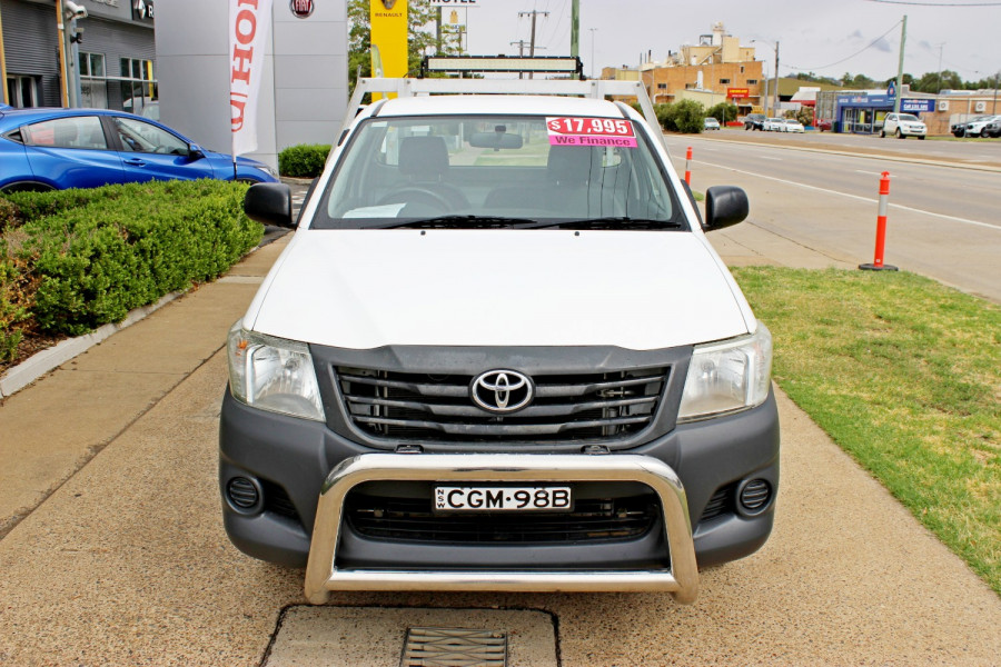 2012 Toyota HiLux TGN16R  Workmate Cab chassis - single cab Image 3