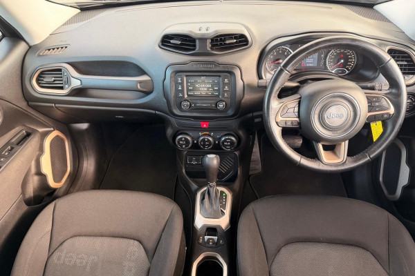 2017 Jeep Renegade BU Longitude SUV Image 14