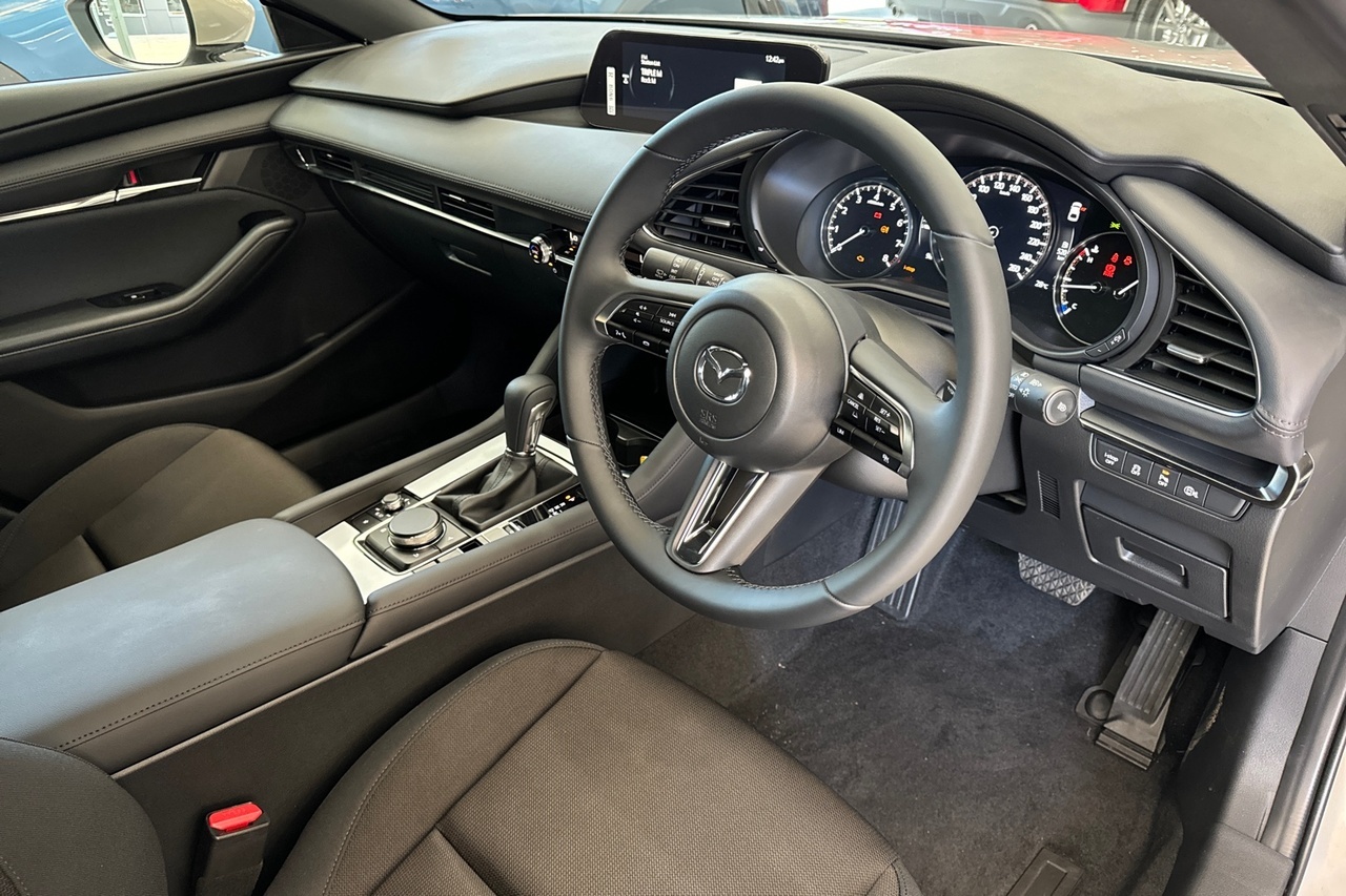 2024 Mazda 3 BP Series G20 Evolve Hatch Image 10