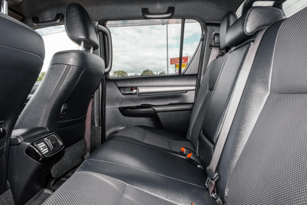 2020 Toyota HiLux GUN126R Rugged X Dual Cab Ute Image 9