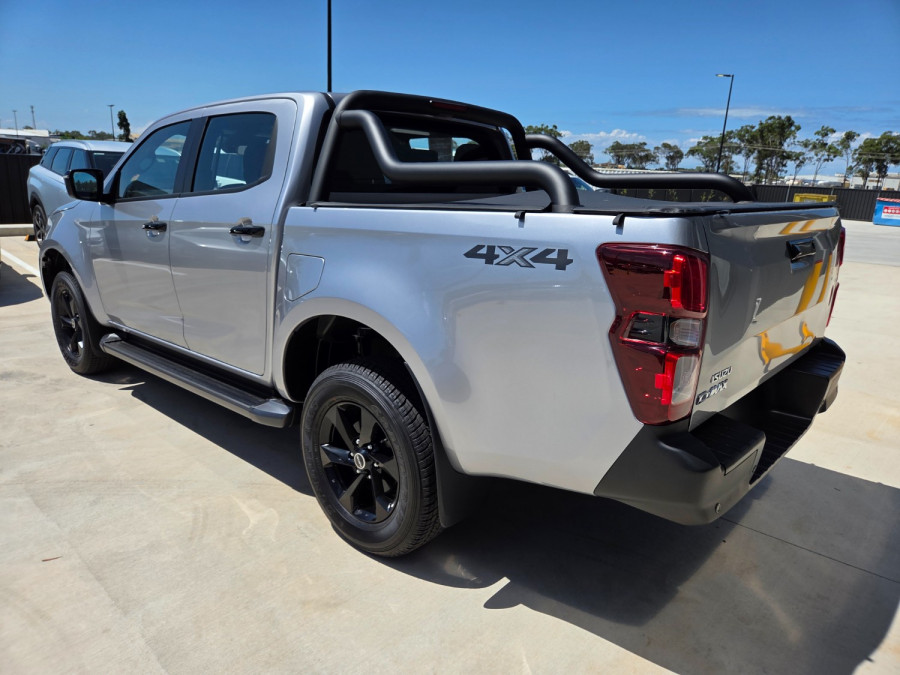 2025 MY25.5 Isuzu D-MAX RG X-RIDER Ute Image 5
