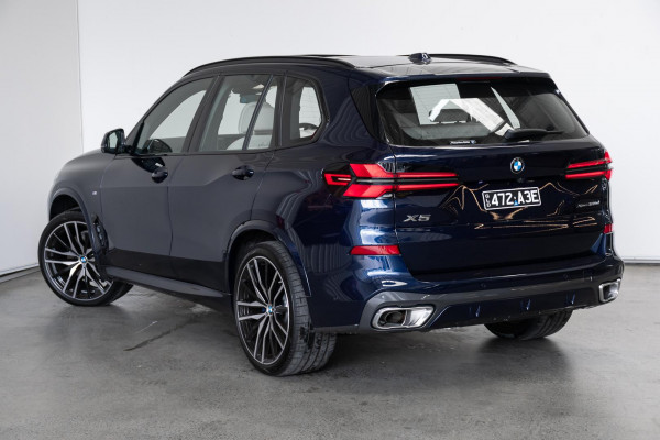 2026 BMW X5 G05 LCI xDrive30d M Sport SUV image 2