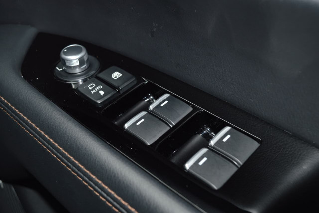 2017 Mazda CX-5 GT 11 of 28