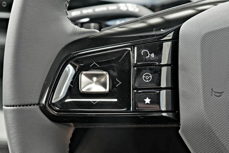 2024 MG MG4 MEH32 Excite 64 Hatch Image 12