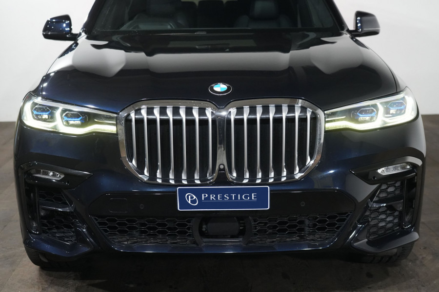 2019 BMW X7 Xdrive30d SUV Image 3