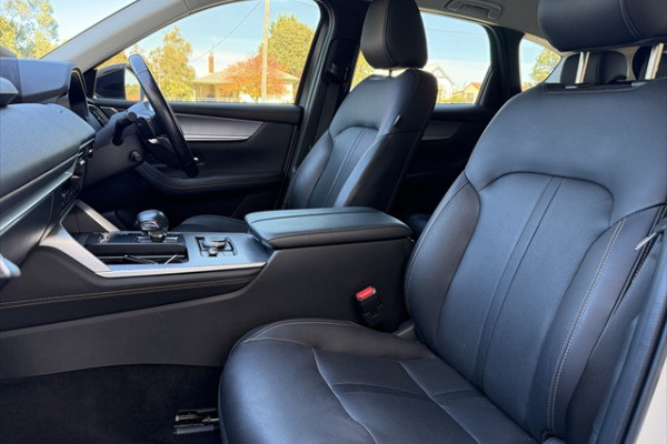 2023 Mazda CX-60 KH Series P50e GT SUV Image 9