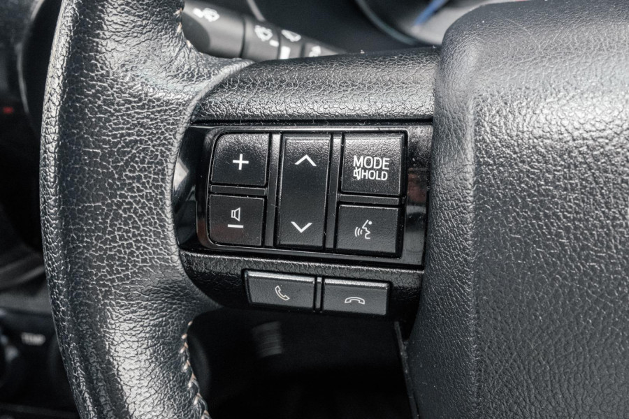2020 Toyota HiLux GUN126R Rugged X Dual Cab Ute Image 11