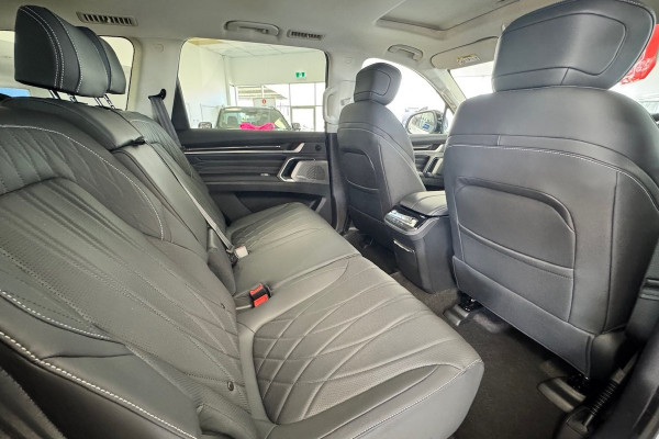 2025 LDV D90 SV9A Executive SUV Image 11