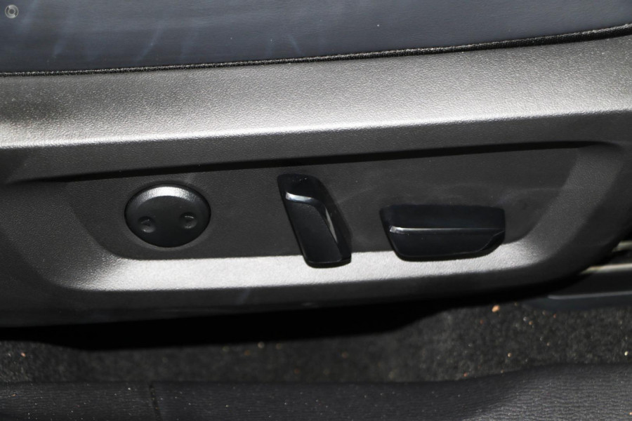 2025 Mitsubishi Outlander ZM LS SUV Image 15