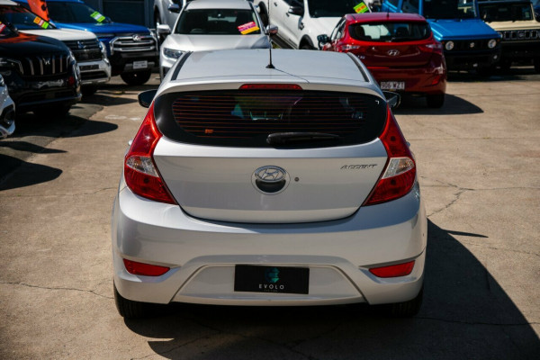 2012 Hyundai Accent RB Active Hatch Image 3
