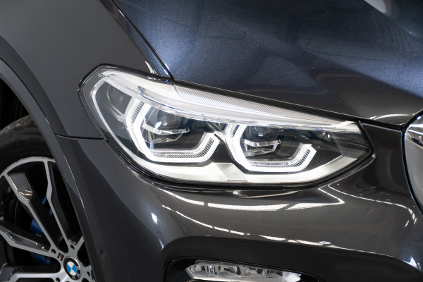 2018 BMW X3 xDrive30i SUV Image 2