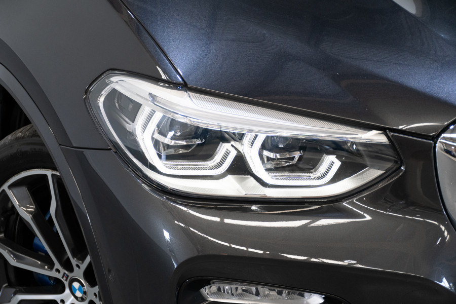 2018 BMW X3 xDrive30i SUV Image 2