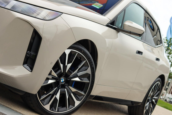 2025 BMW iX I20 xDrive45 M Sport SUV