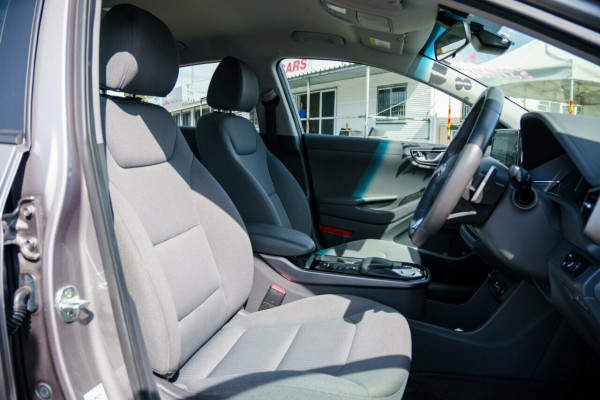 2022 Hyundai IONIQ AE.V4 Electric Elite Coupe Image 17