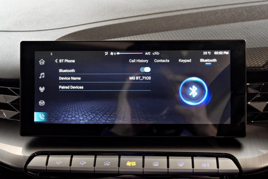 2023 MG MG5  Essence Sedan Image 12