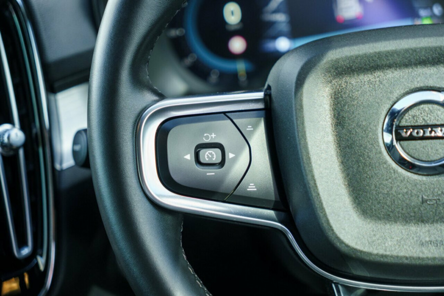 2022 MY23 Volvo XC40 XZ Ultimate B4 Bright SUV Image 12