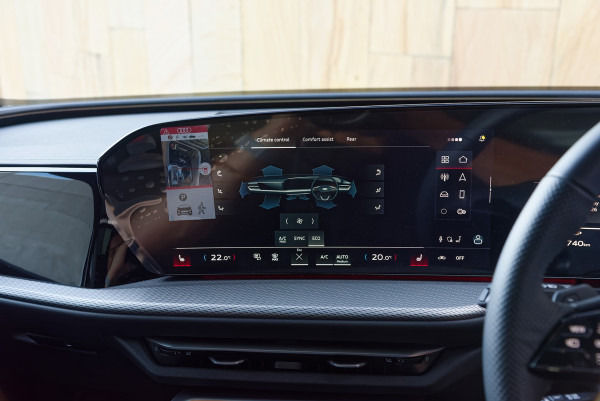 2025 Audi Q5 FY TFSI Sport 200KW SUV image 13