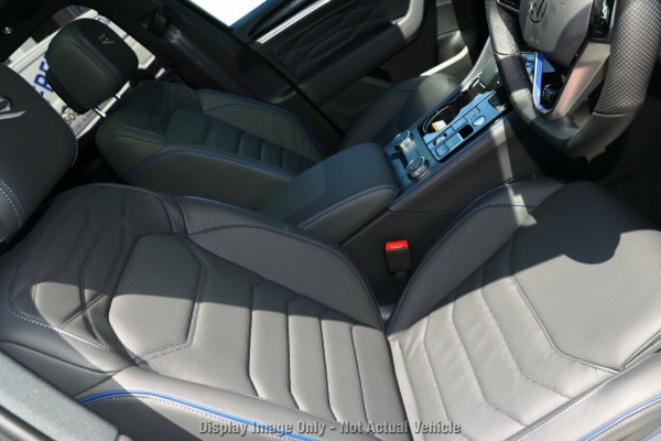 2026 Volkswagen Touareg RC R SUV Image 10