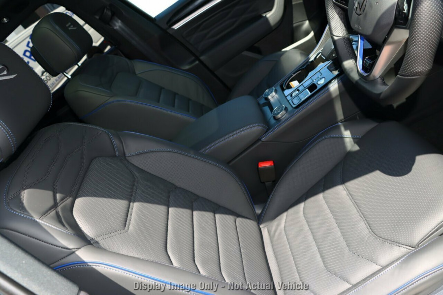 2026 Volkswagen Touareg RC R SUV Image 10