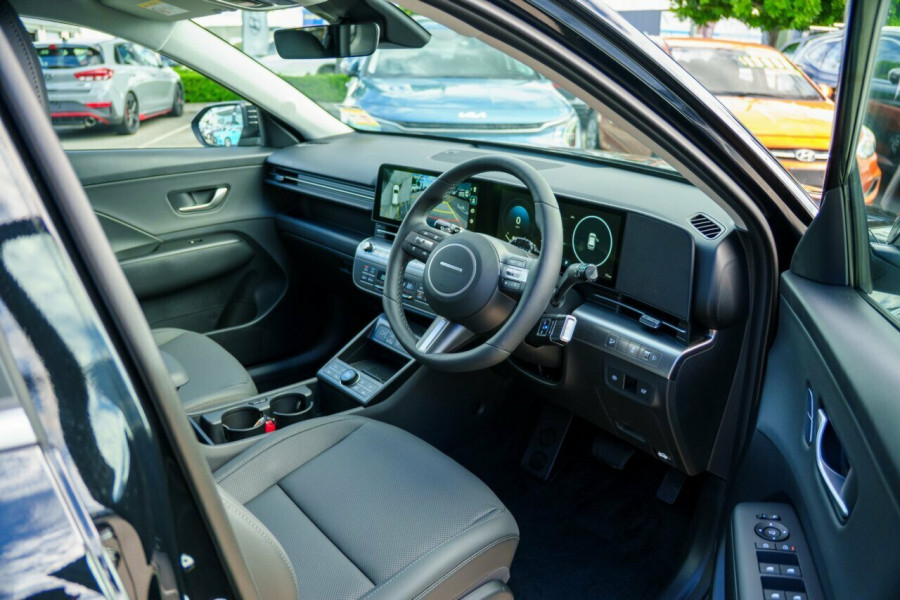 2025 Hyundai KONA SX2.V2 Premium SUV Image 17