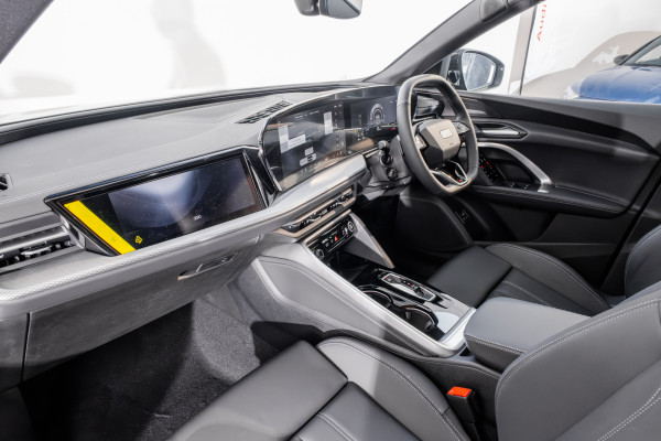 2026 Audi Q5 e-hybrid 270kW SUV