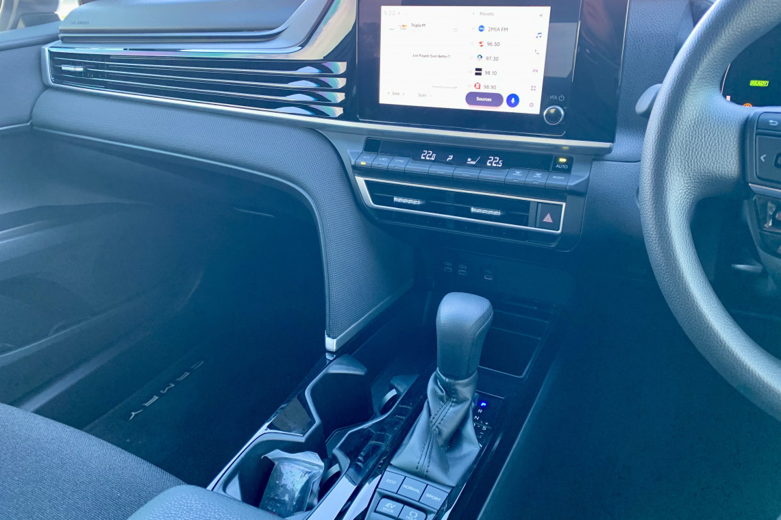 2024 Toyota Camry AXVH80R Ascent Sedan Image 16