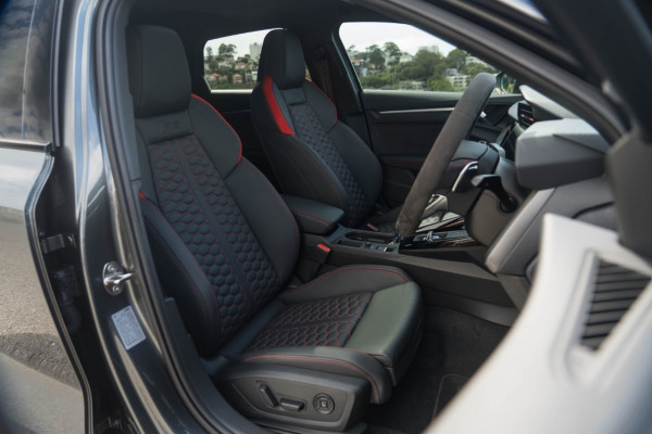 2024 Audi RS 3 Sportback Hatch Image 11