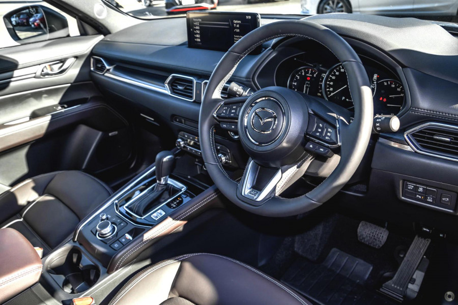 2026 Mazda CX-5  G25 Akera SUV Image 5