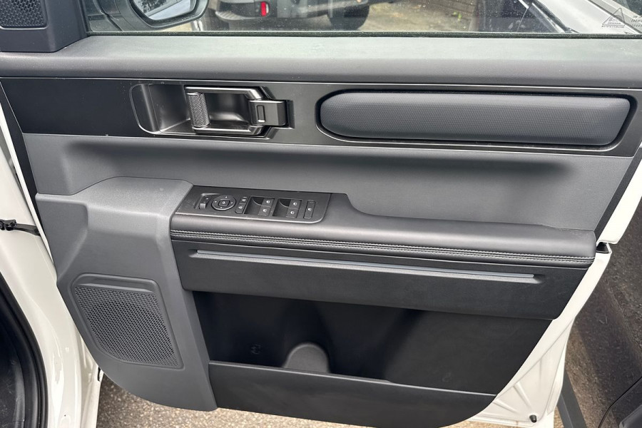 2025 MY26 Kia Tasman TK SX Ute Image 10