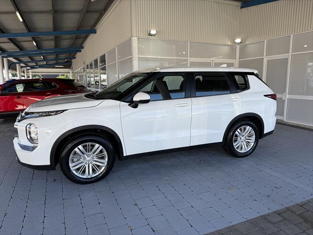 2022 MY23 Mitsubishi Outlander ZM ES SUV Image 9