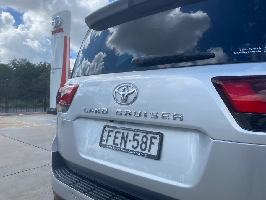 2023 Toyota LandCruiser FJA300R GXL SUV Image 20
